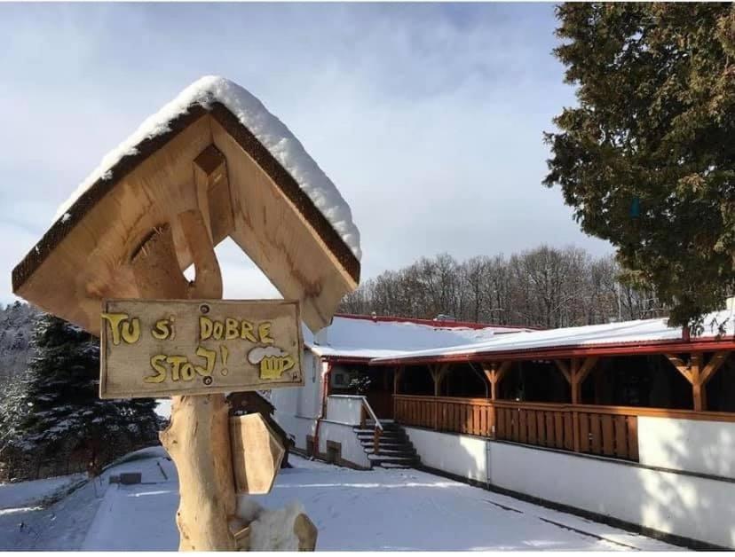Penzión Turista Banska Stiavnica Exterior foto